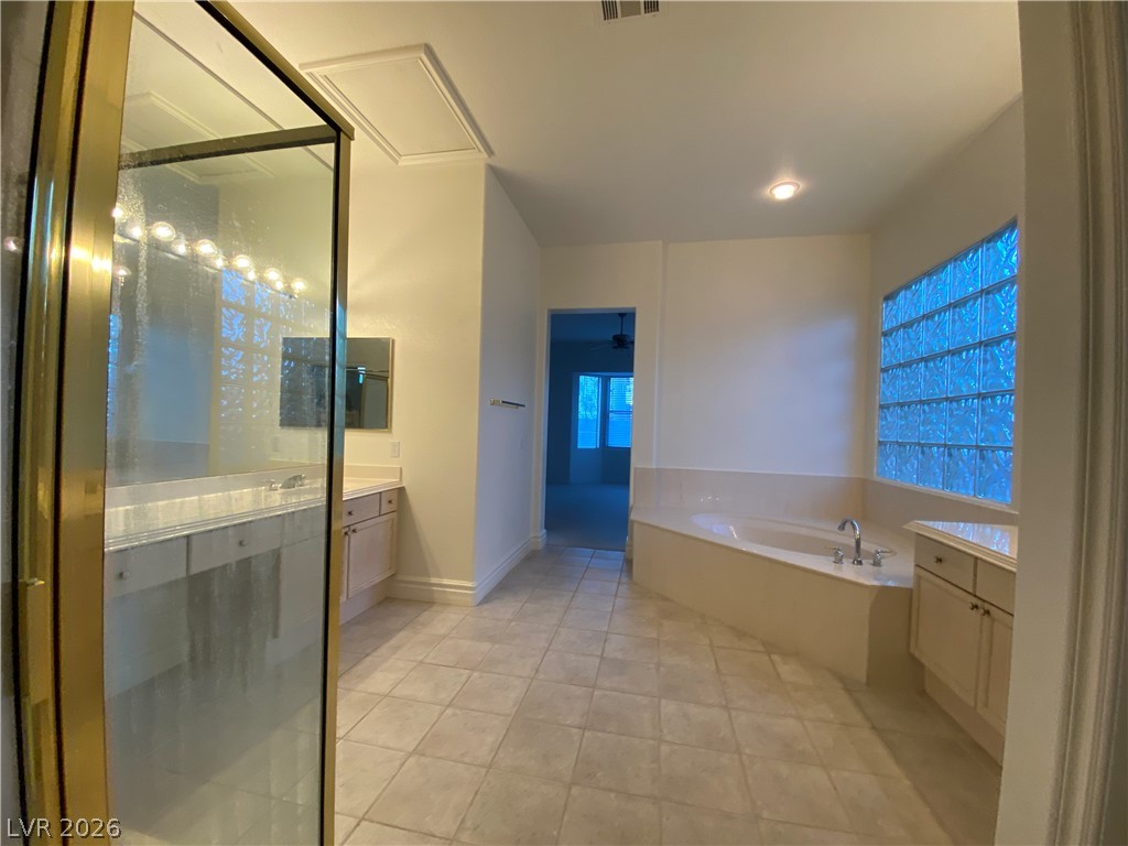 386 Apple River Court Property Photo 15