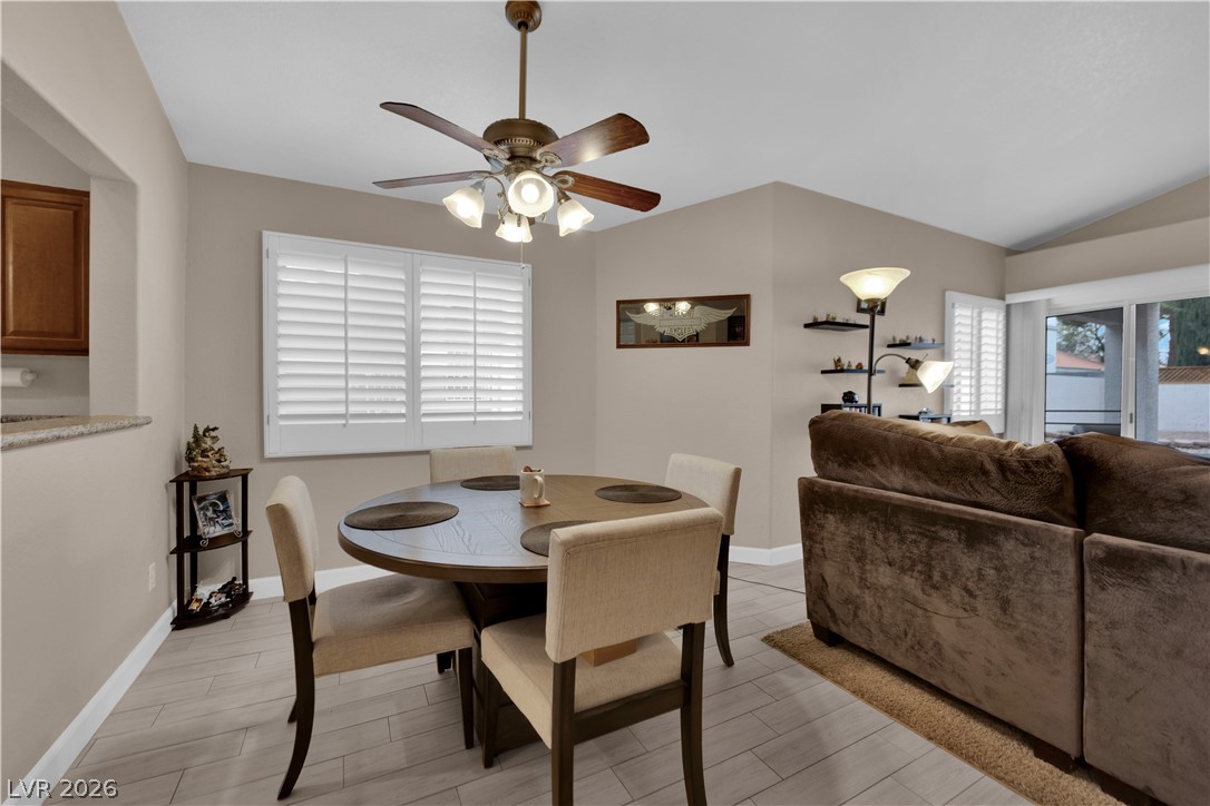 7412 Summer Crest Lane Property Photo 5