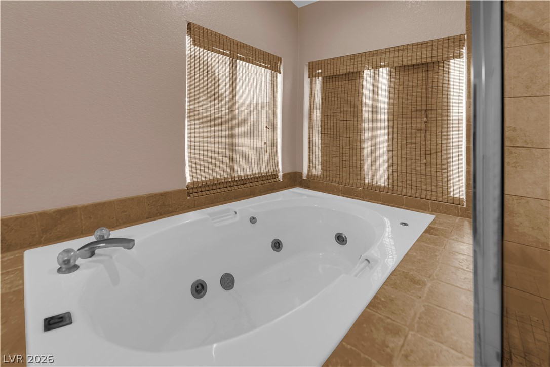 7412 Summer Crest Lane Property Photo 15