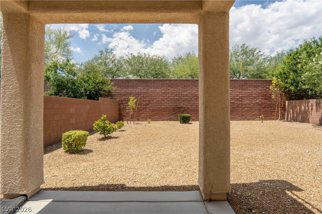 10127 Glorious Moon Court Property Photo 5