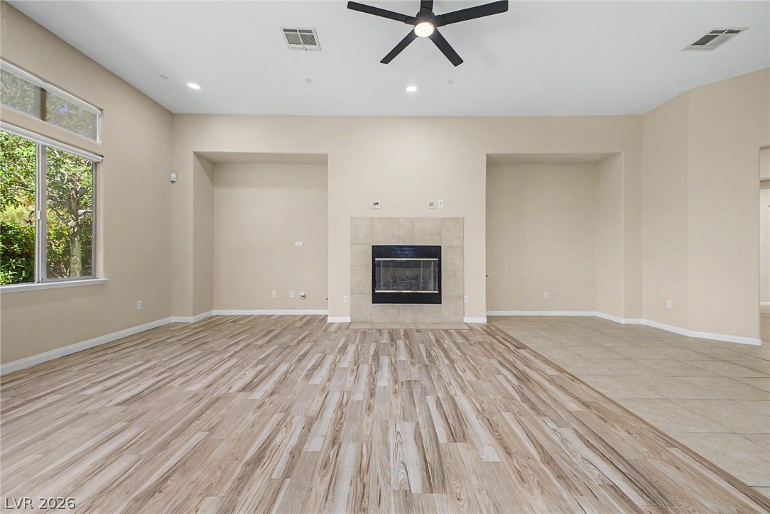 8274 Cupertino Heights Way Property Photo 4