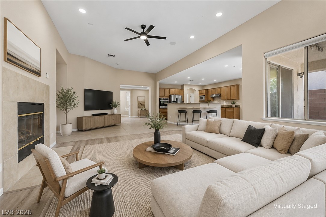 8274 Cupertino Heights Way Property Photo 13