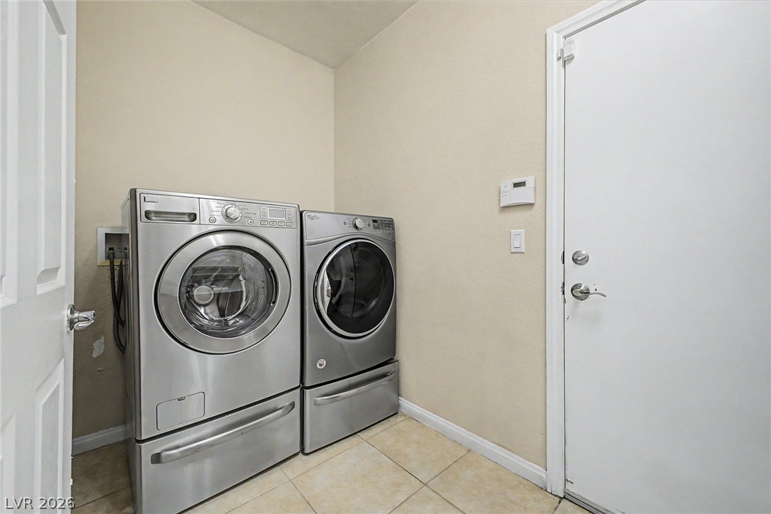8274 Cupertino Heights Way Property Photo 39