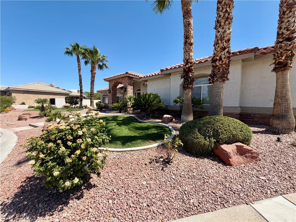 8595 Bella Vacio Court Property Photo 3