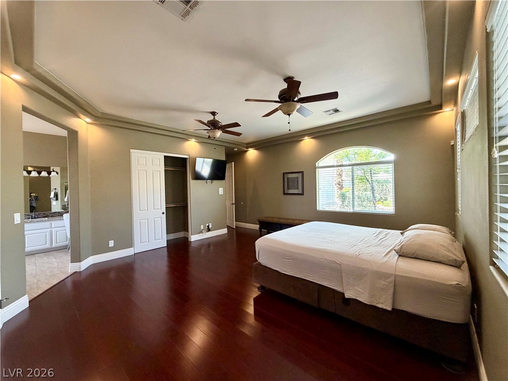 8595 Bella Vacio Court Property Photo 18
