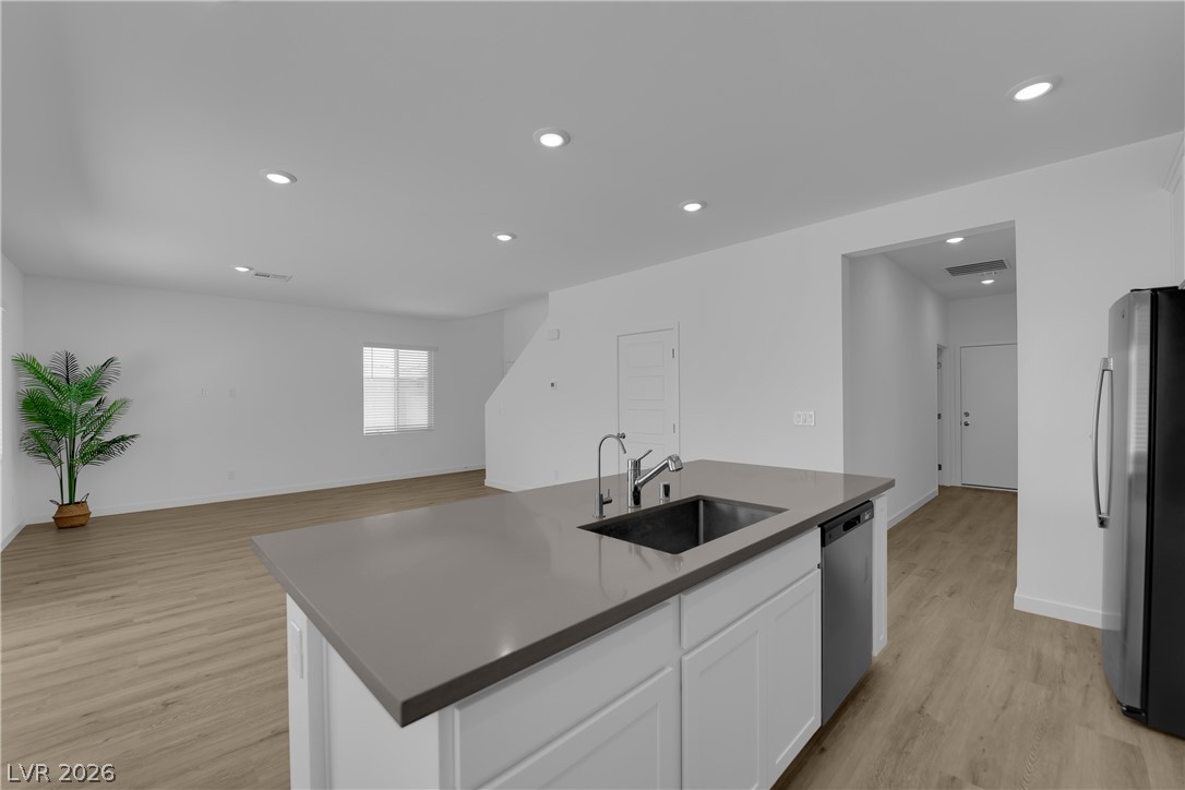 8326 Hayden Hills Avenue Property Photo 8