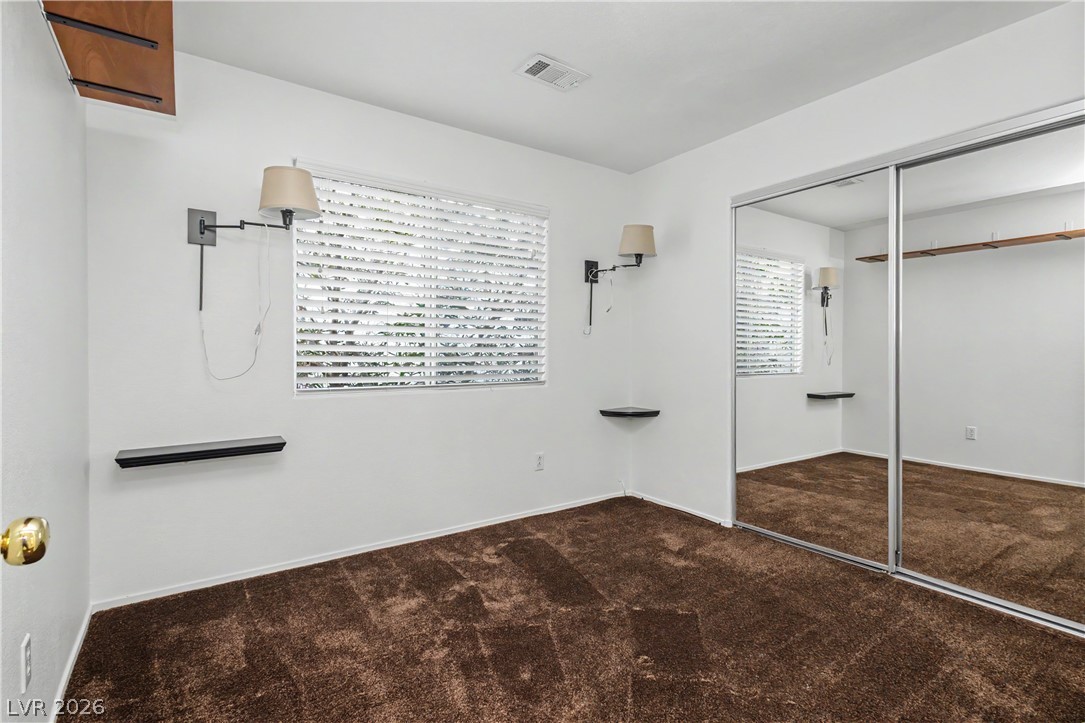 9501 Fox Forest Avenue Property Photo 18