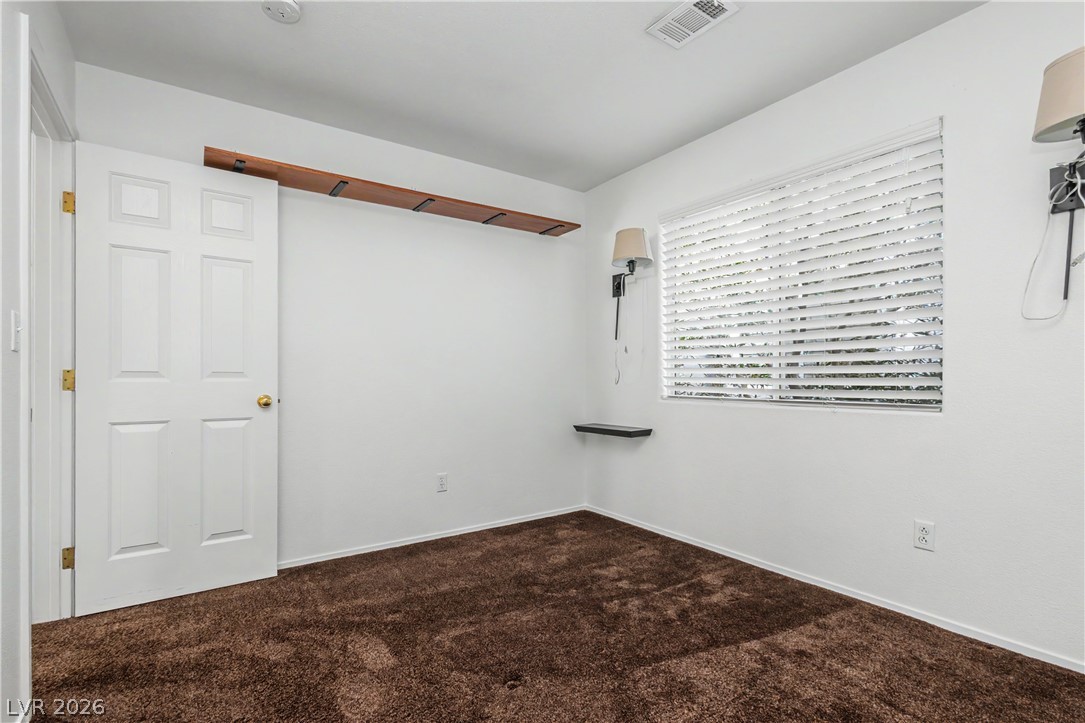 9501 Fox Forest Avenue Property Photo 19