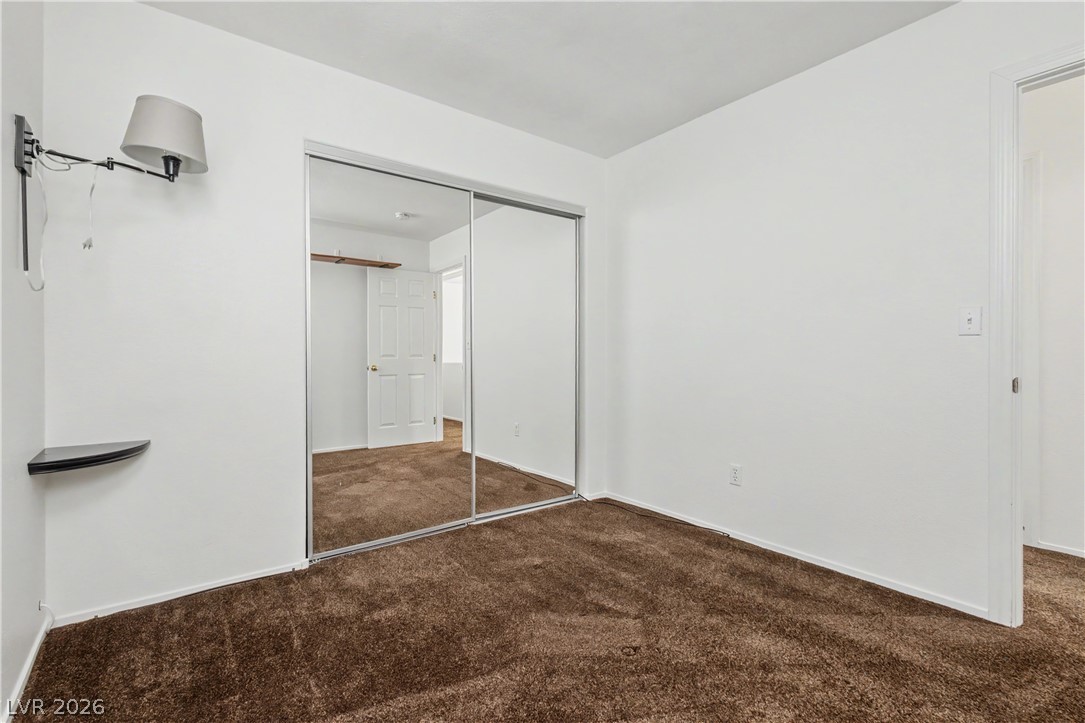 9501 Fox Forest Avenue Property Photo 20