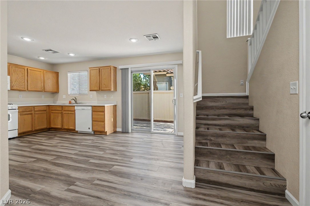 958 Medina De Leon Avenue Property Photo 15