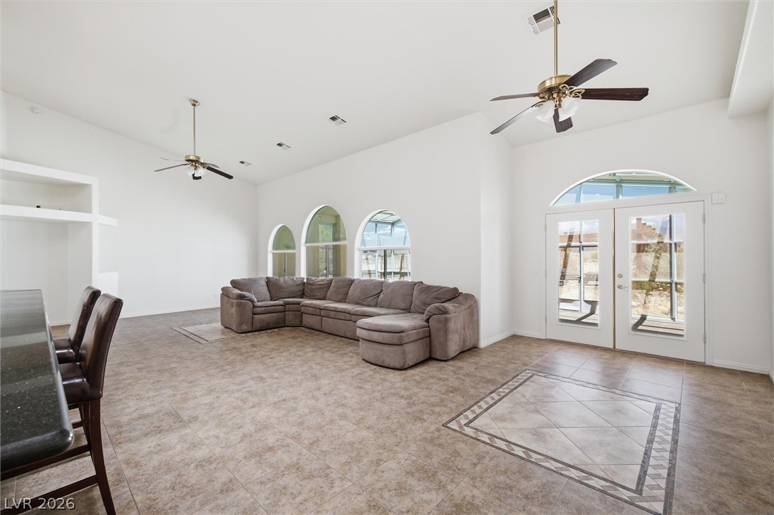 2601 Balzar Street Property Photo 16