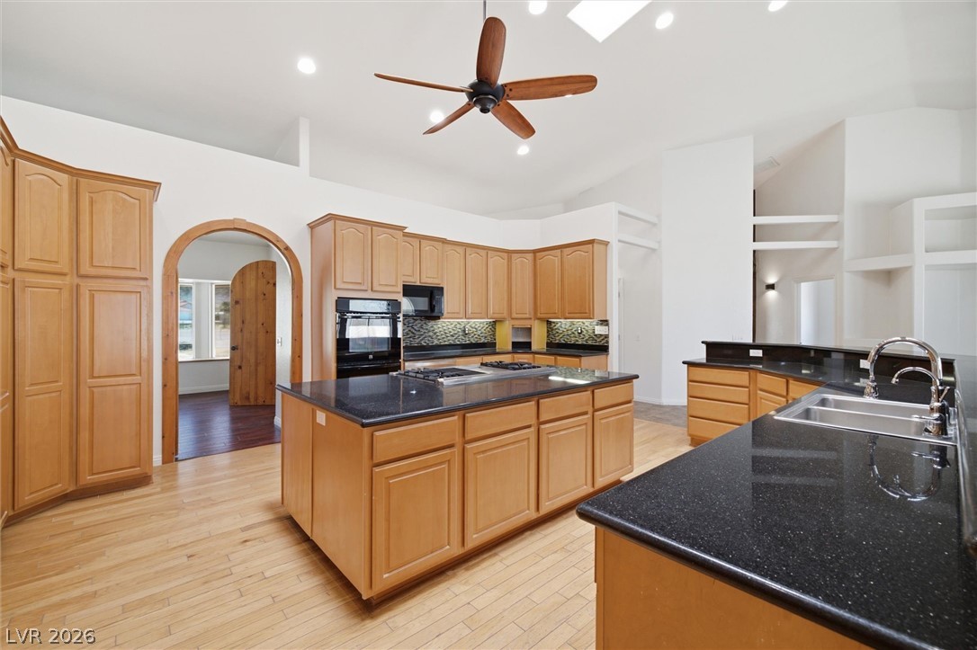2601 Balzar Street Property Photo 19
