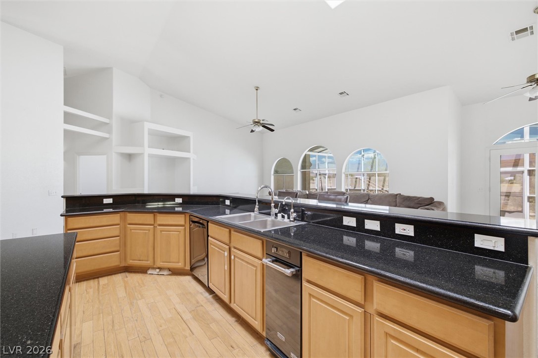 2601 Balzar Street Property Photo 20
