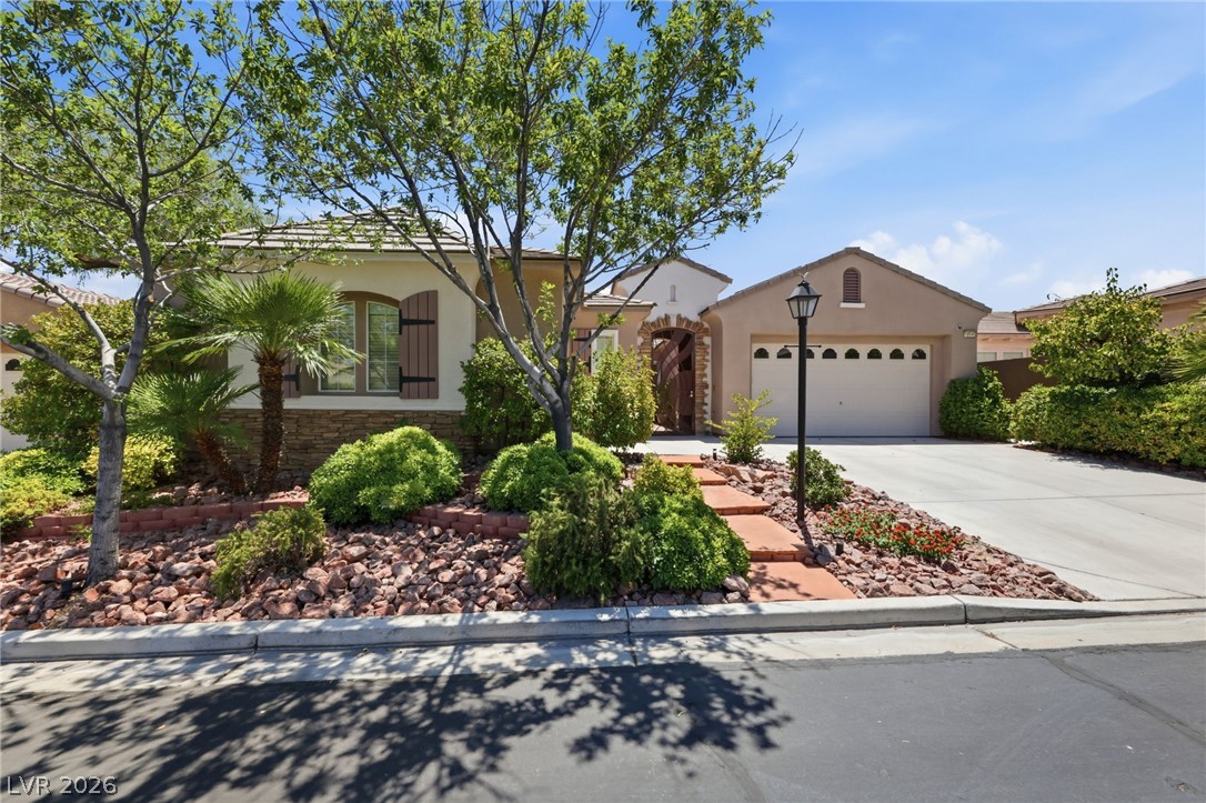 10545 Garden Light Drive Property Photo 2