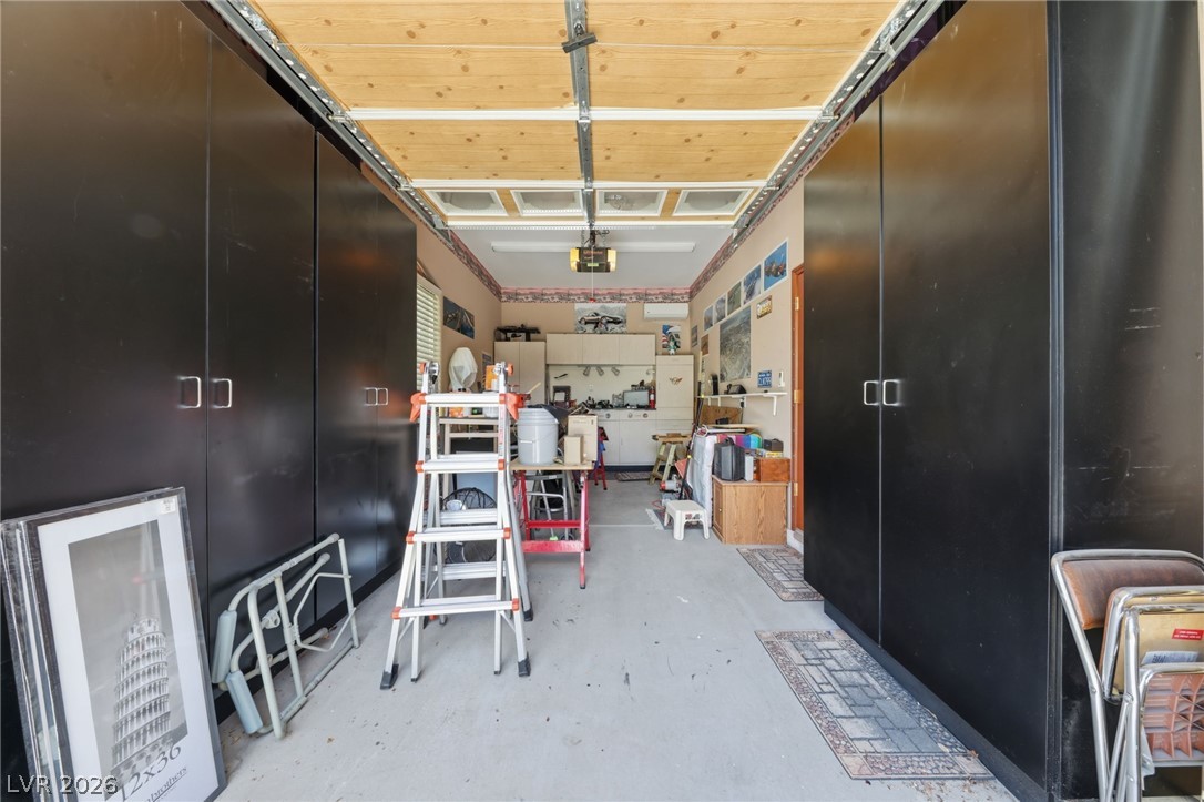 10545 Garden Light Drive Property Photo 6