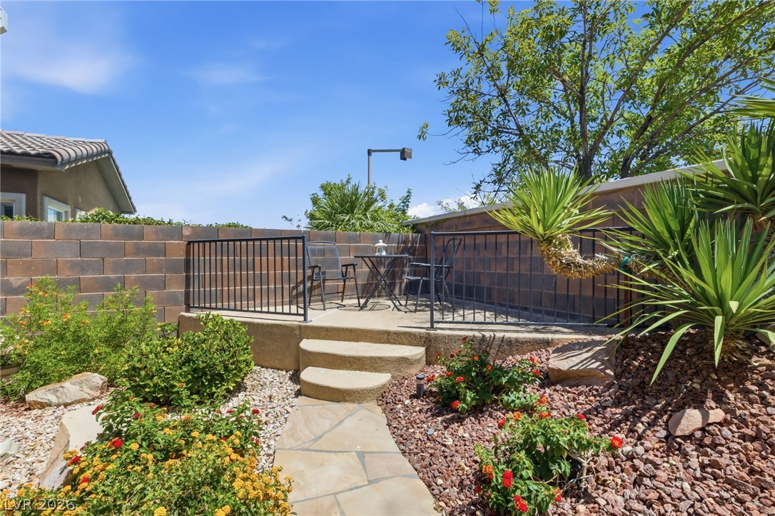 10545 Garden Light Drive Property Photo 40