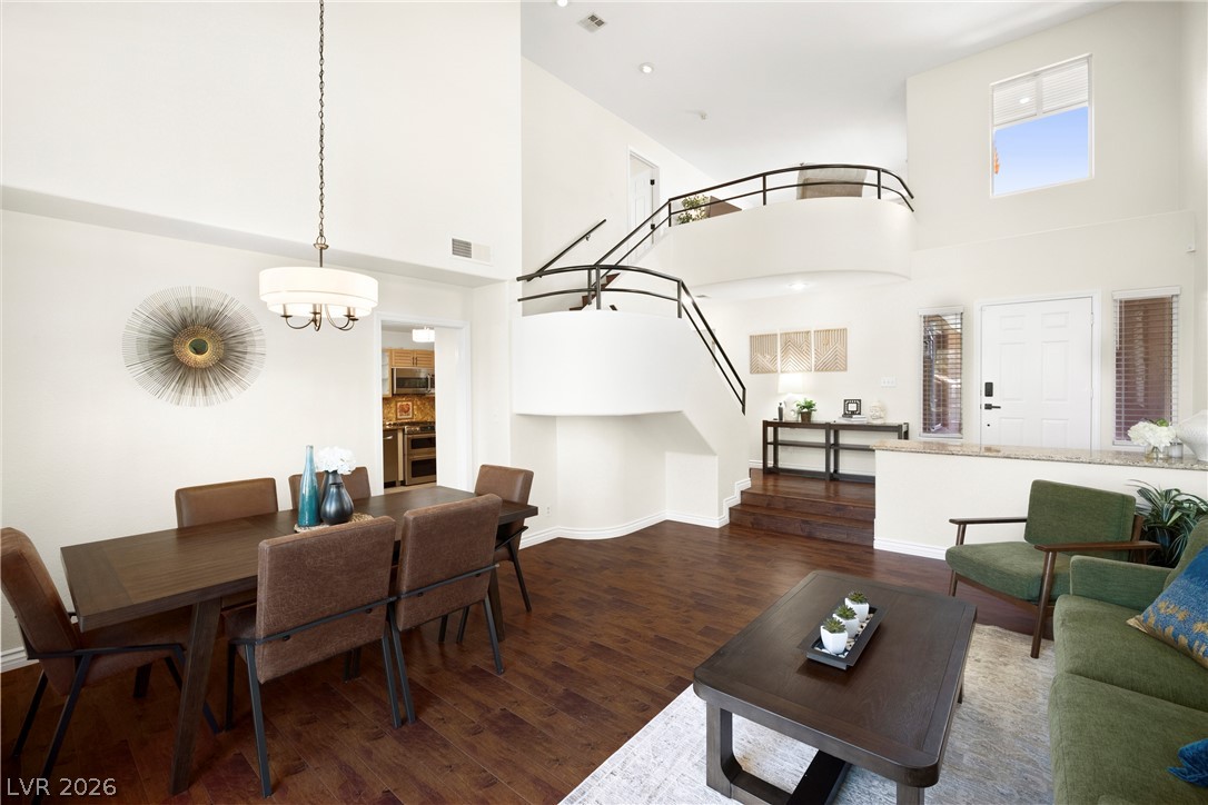 5046 Crooked Stick Way Property Photo 8