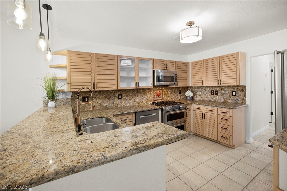 5046 Crooked Stick Way Property Photo 10