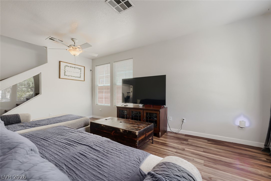 9400 Steeltree Street Property Photo 8