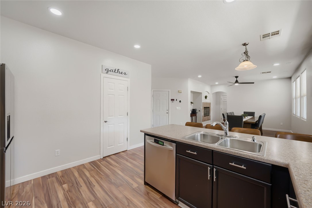 9400 Steeltree Street Property Photo 12