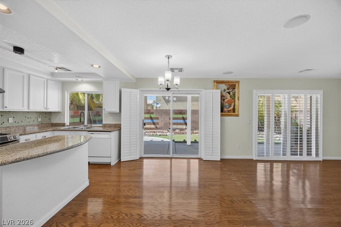 5534 Believe Court Property Photo 18
