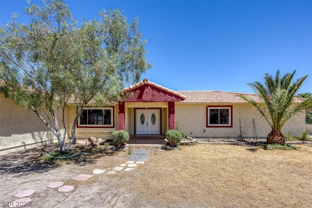 90 East Levi Avenue Property Photo 3