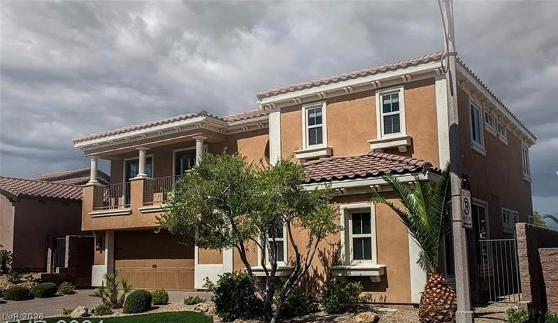 55 Contrada Fiore Drive Property Photo 3