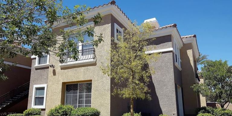 2325 Windmill Parkway 1811