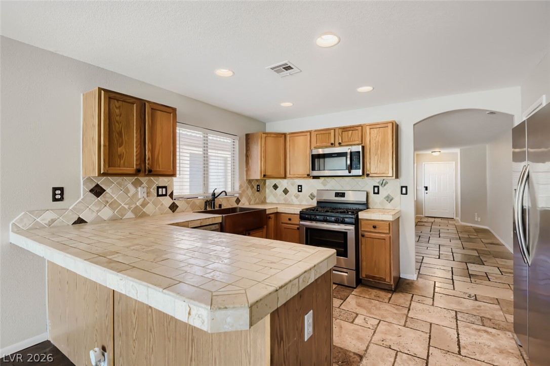 11022 Zampino Street Property Photo 10
