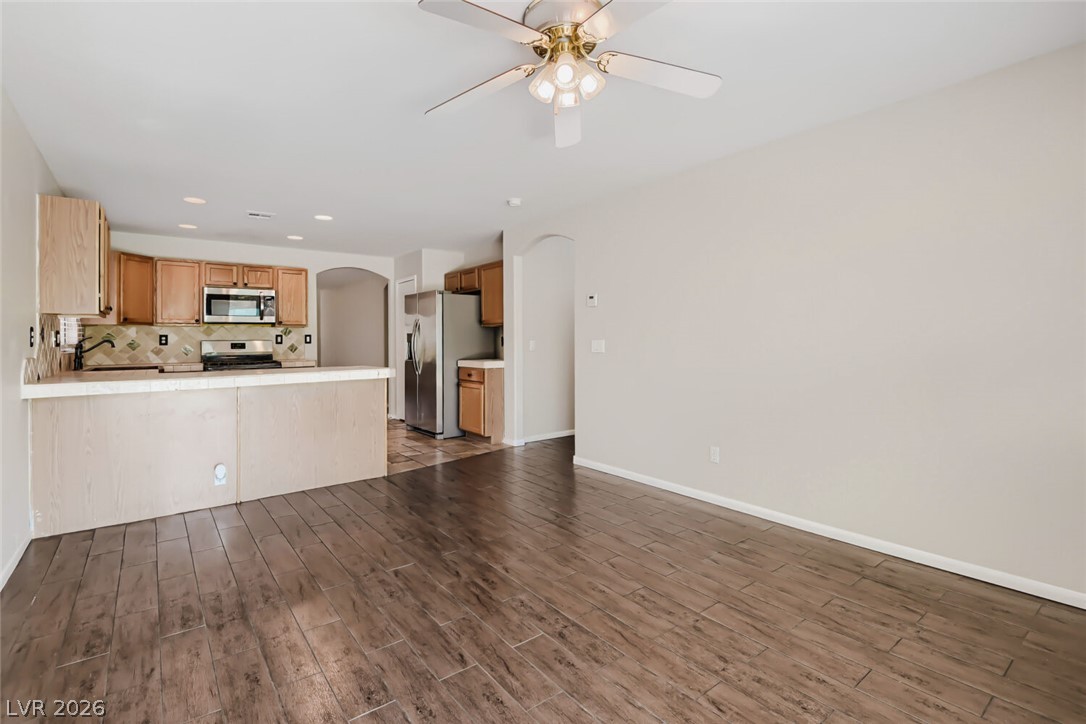 11022 Zampino Street Property Photo 17