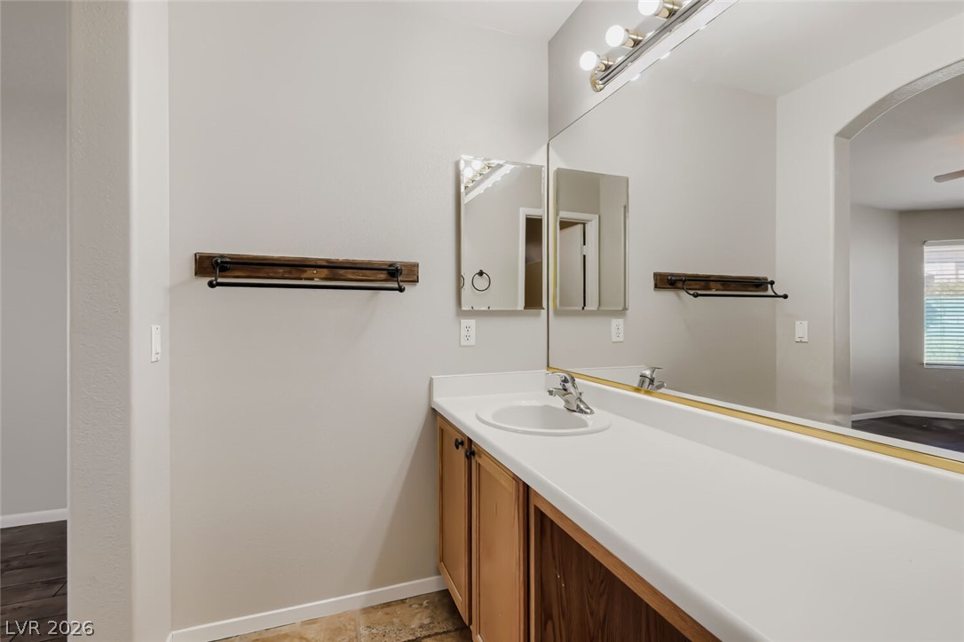 11022 Zampino Street Property Photo 24