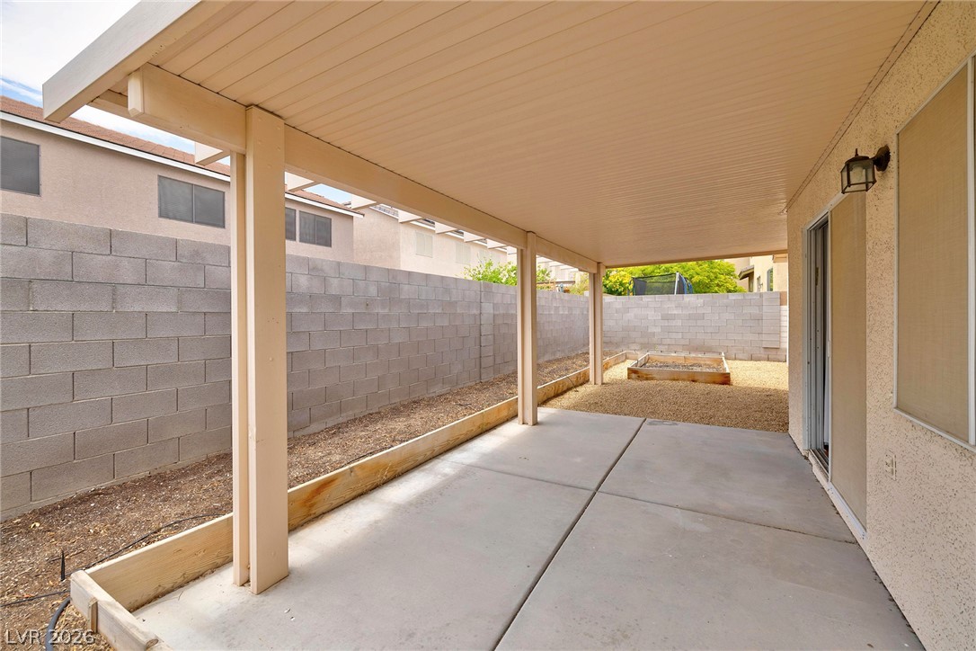 9001 Teetering Rock Avenue Property Photo 35