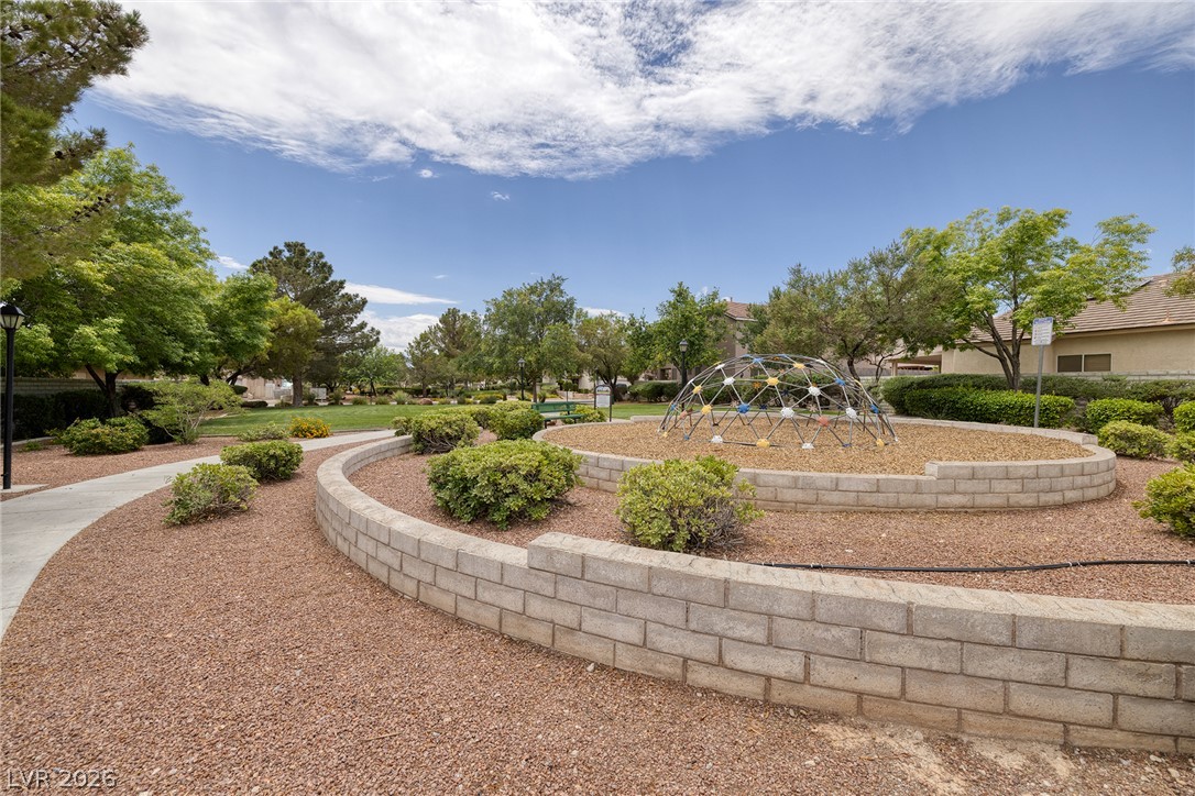 9001 Teetering Rock Avenue Property Photo 42