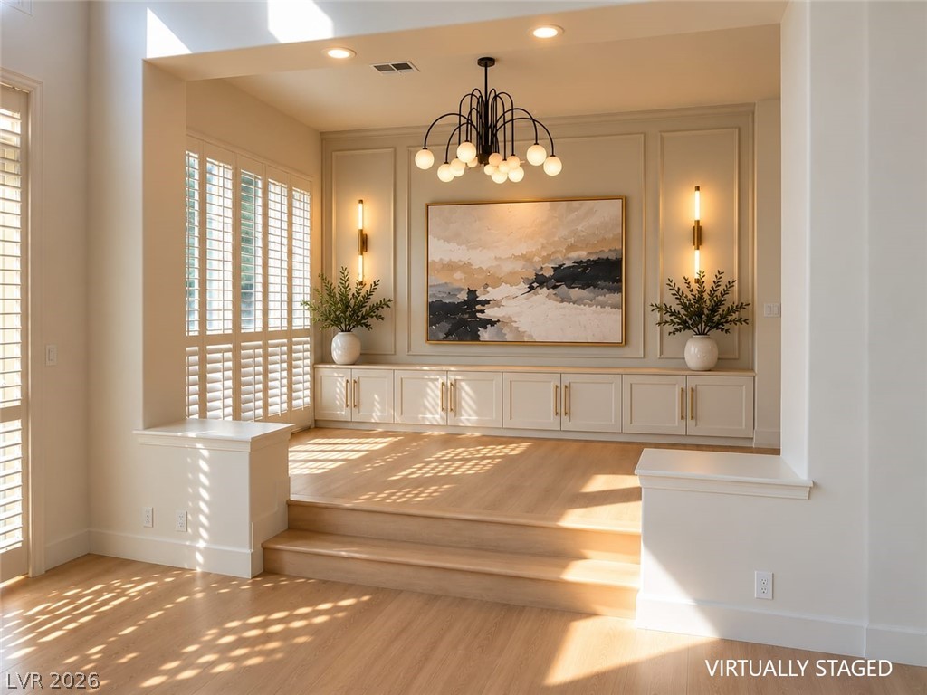8244 Horseshoe Bend Lane Property Photo 2
