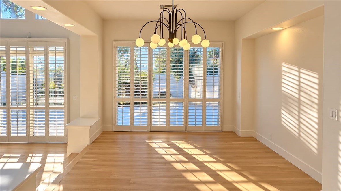 8244 Horseshoe Bend Lane Property Photo 4