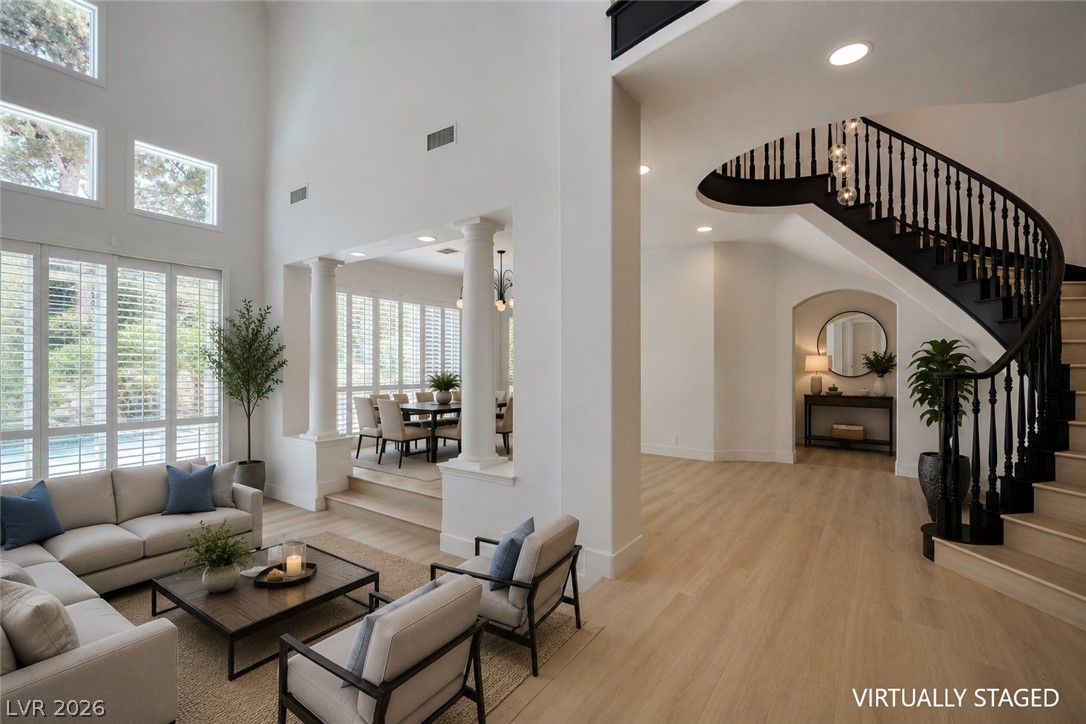 8244 Horseshoe Bend Lane Property Photo 15
