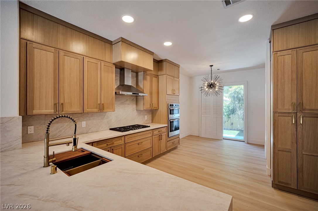 8244 Horseshoe Bend Lane Property Photo 17