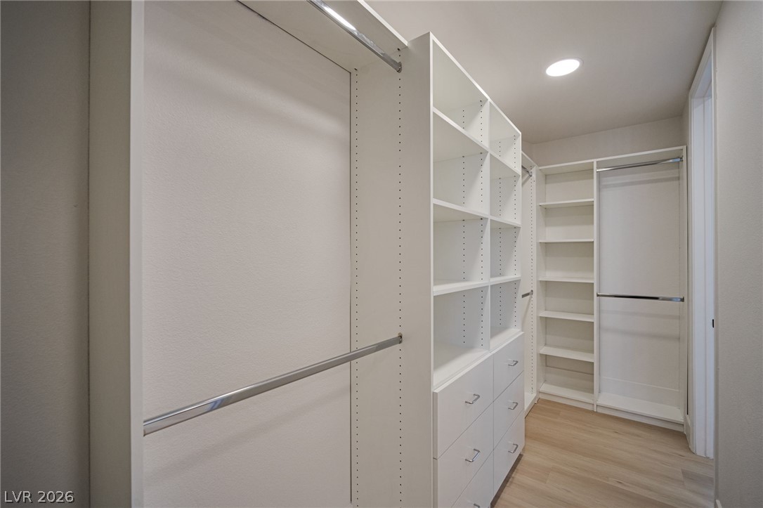 8244 Horseshoe Bend Lane Property Photo 32