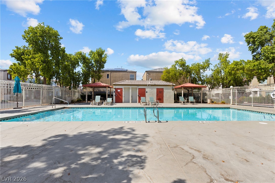 10387 Beautiful Fruit Street Property Photo 3