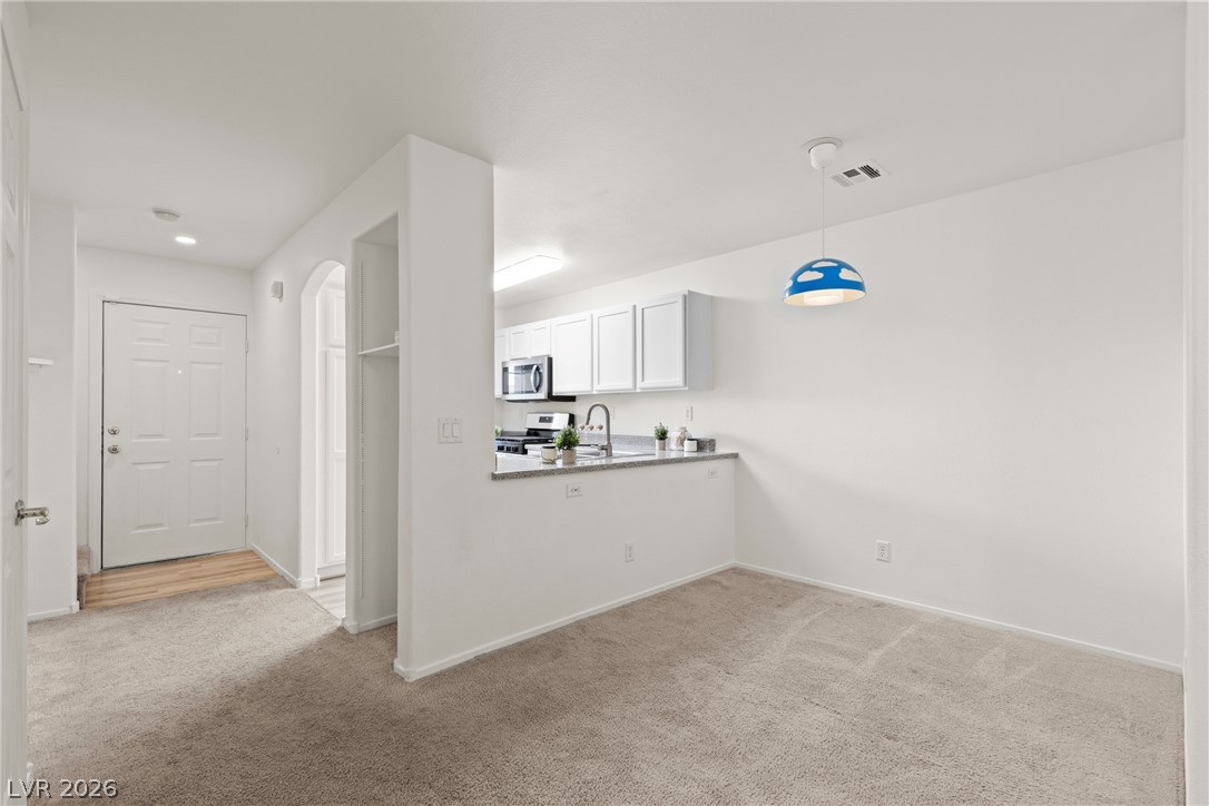10387 Beautiful Fruit Street Property Photo 6