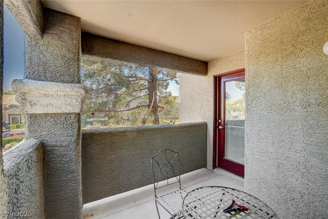 5055 West Hacienda Avenue 2004 Property Photo 6