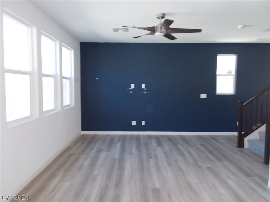 5403 El Nevero Street Property Photo 3