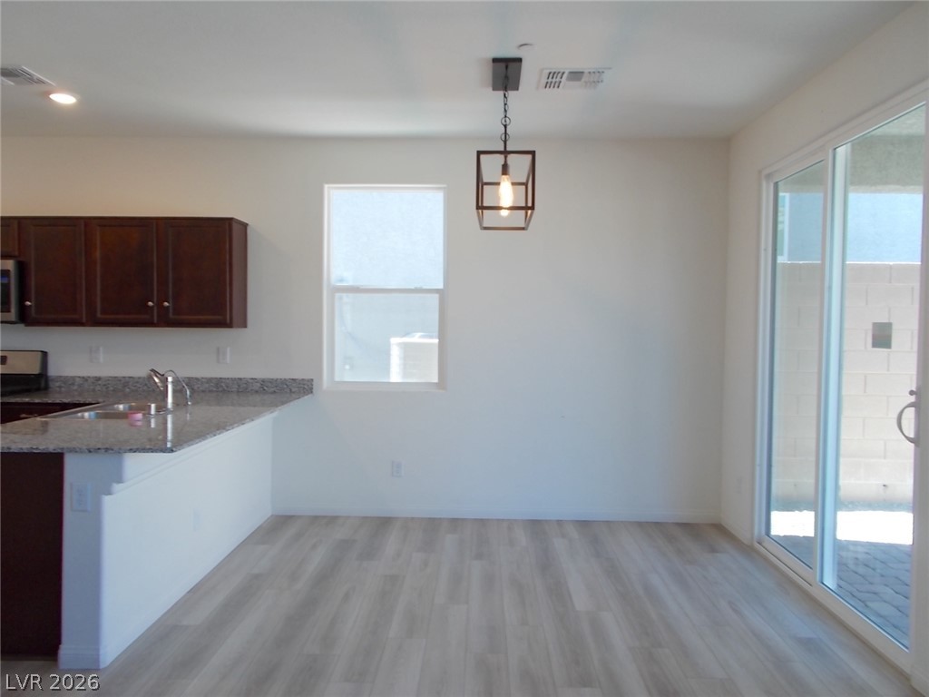 5403 El Nevero Street Property Photo 5
