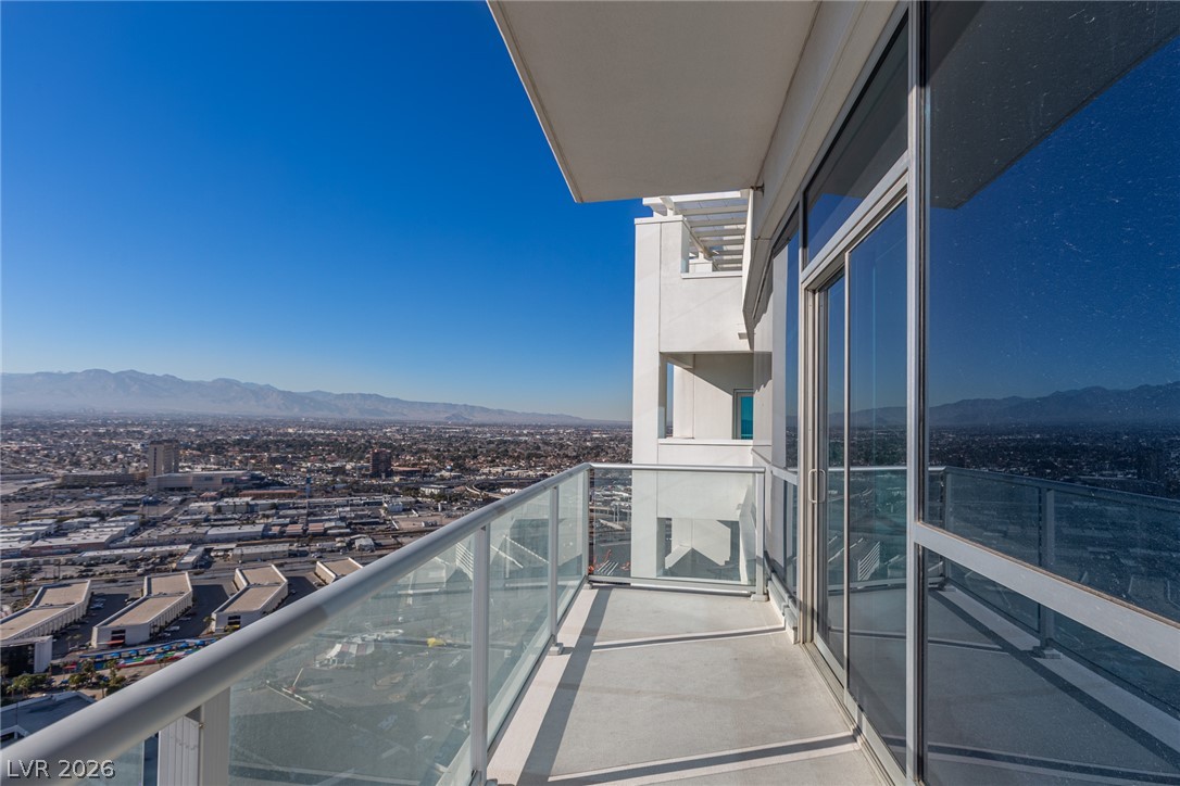 2700 Las Vegas Boulevard 3509 Property Photo 35