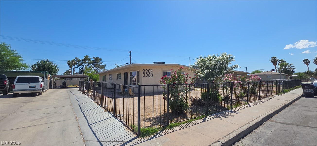 2205 East Webb Avenue Property Photo 1