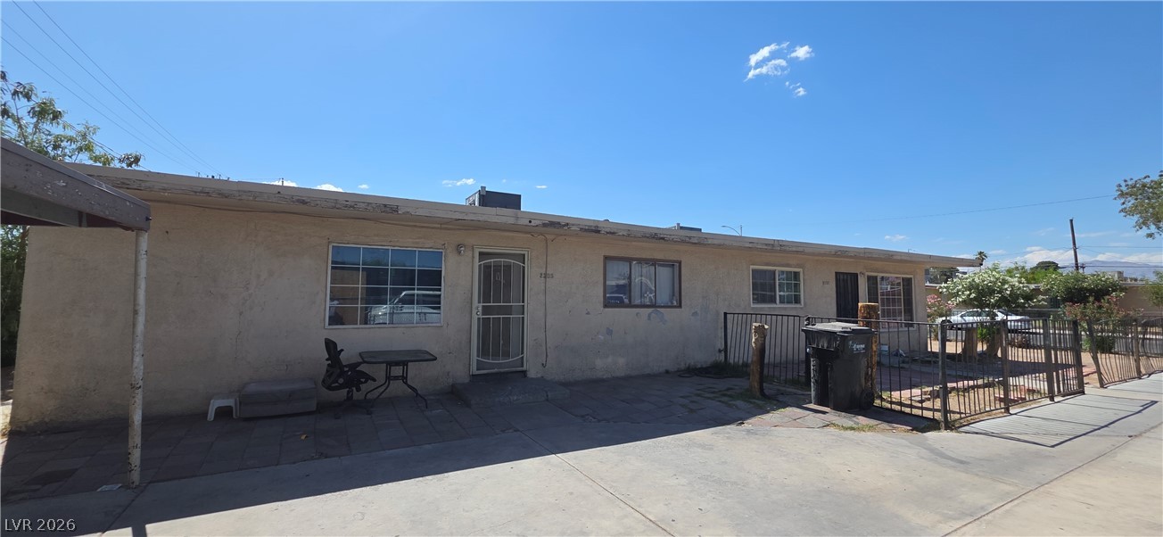 2205 East Webb Avenue Property Photo 3
