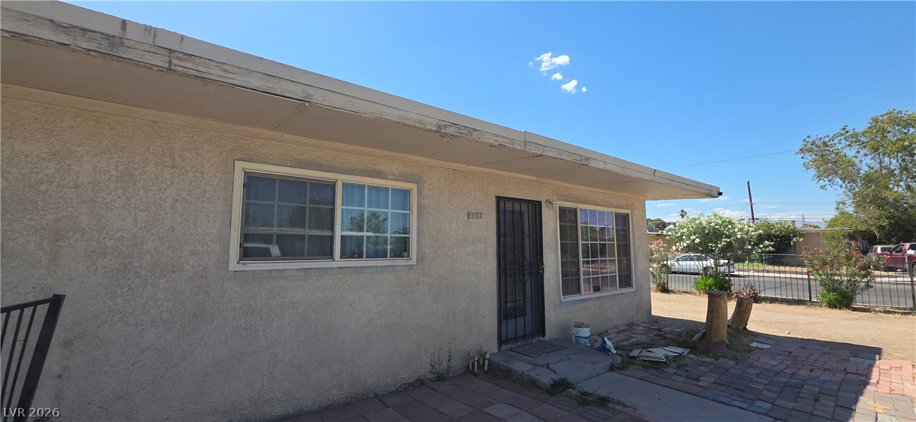 2205 East Webb Avenue Property Photo 4