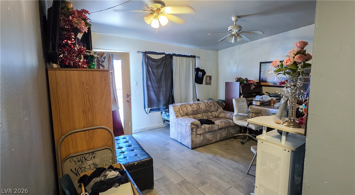 2205 East Webb Avenue Property Photo 6