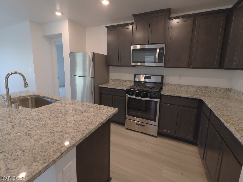 513 Abrazar Avenue Property Photo 9