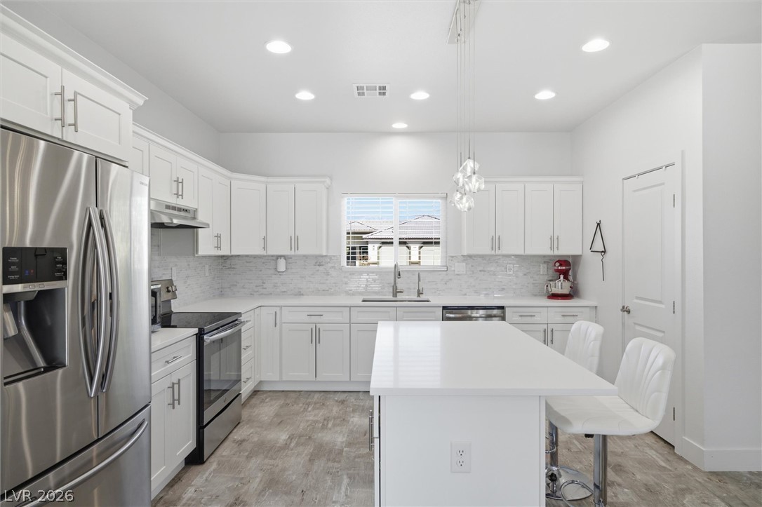 90 Weeping Willow Court Property Photo 4
